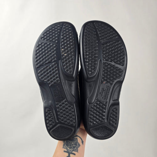 Finn Comfort Black Leather Comfort Sandals Size 6.5