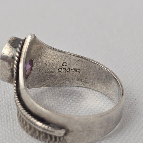 Sterling Silver Purple Amethyst Oval Gemstone Vintage Statement Ring Size 6