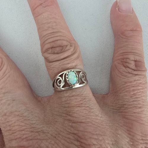 925 Sterling Silver Oval White Opal Vintage Scrollwork Statement Ring Size 7
