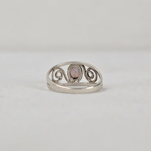 925 Sterling Silver Oval White Opal Vintage Scrollwork Statement Ring Size 7