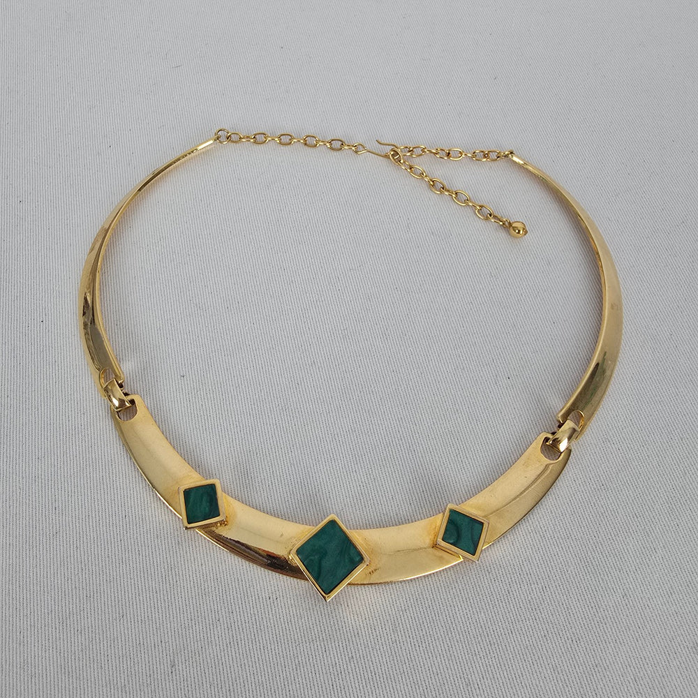Vintage Gold-Tone Statement Collar Necklace with Green Stone Accents