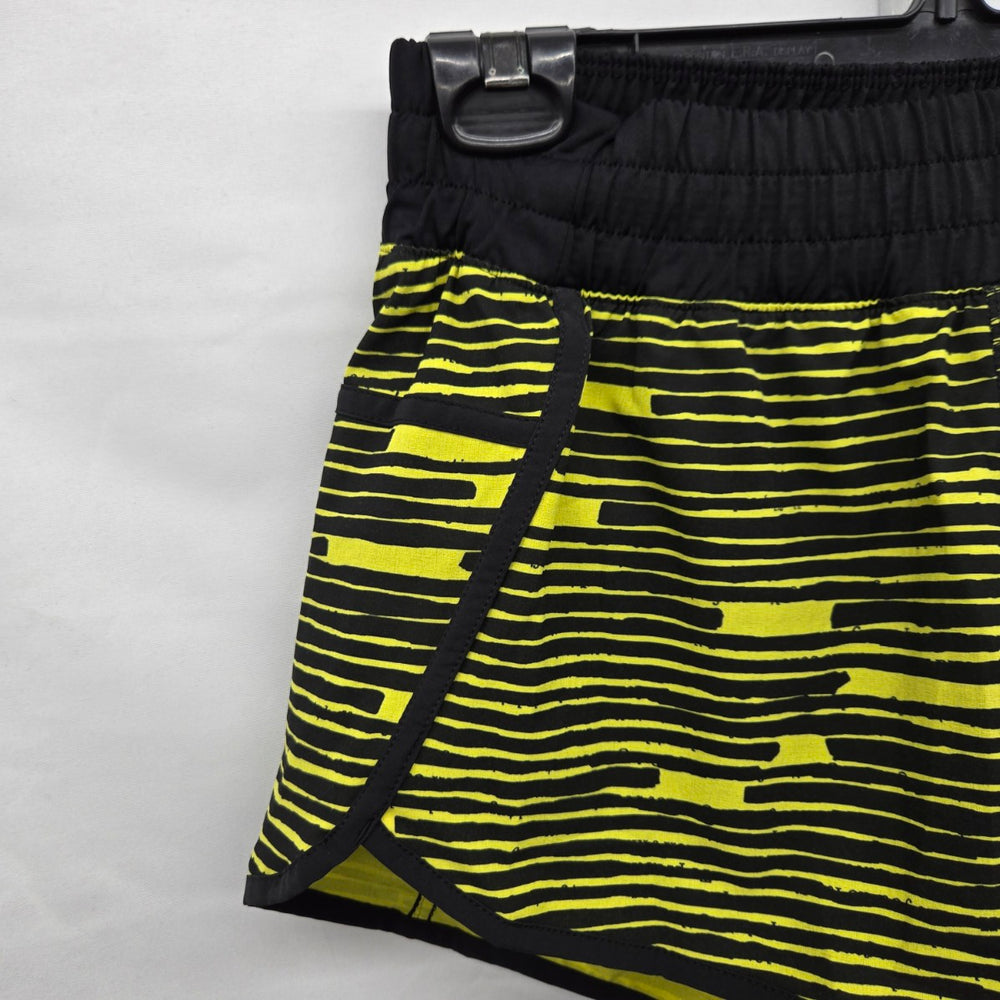 lululemon Tracker Short III *SW Black & Neon Yellow – Size 6