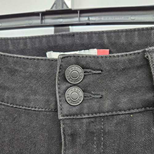 Cabi High-Low Crop Jeans 4519 Washed Black – Size 4