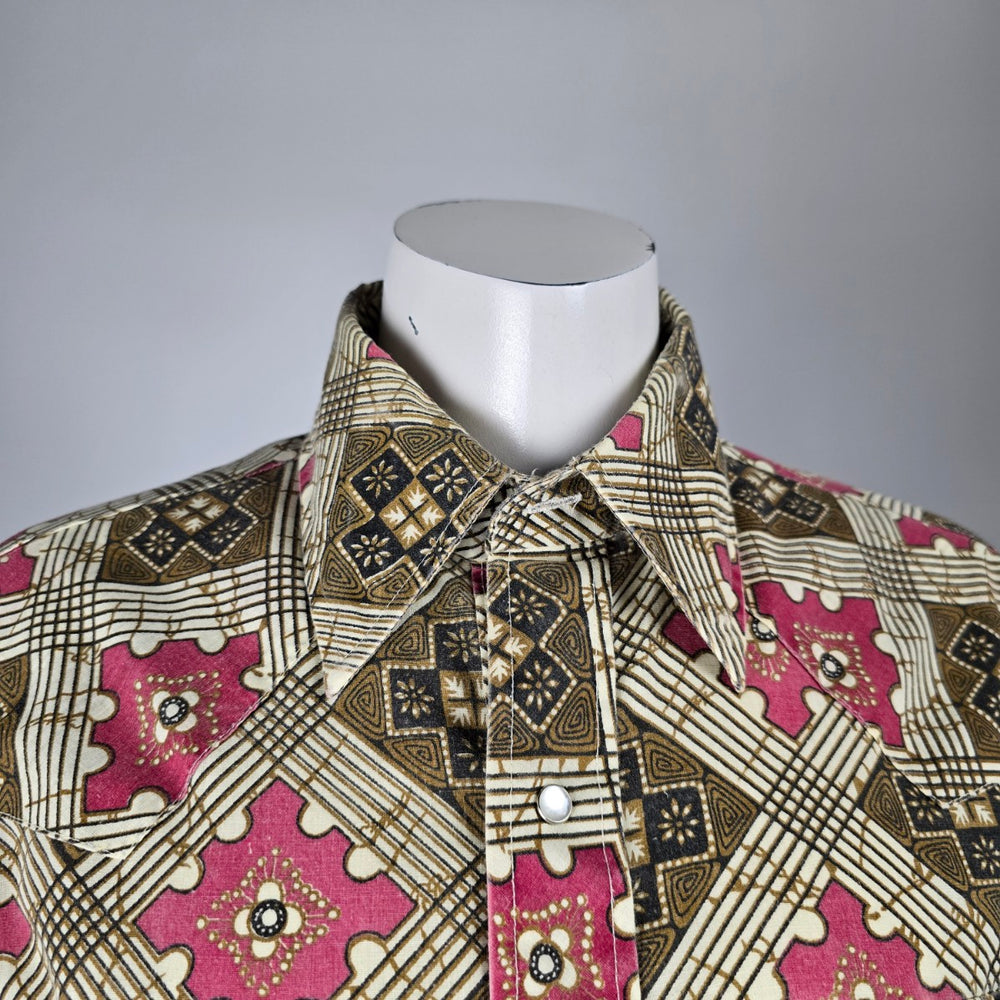 Vintage Western Classics Pink Geometric Print Western Pearl Snap Button Shirt M/L