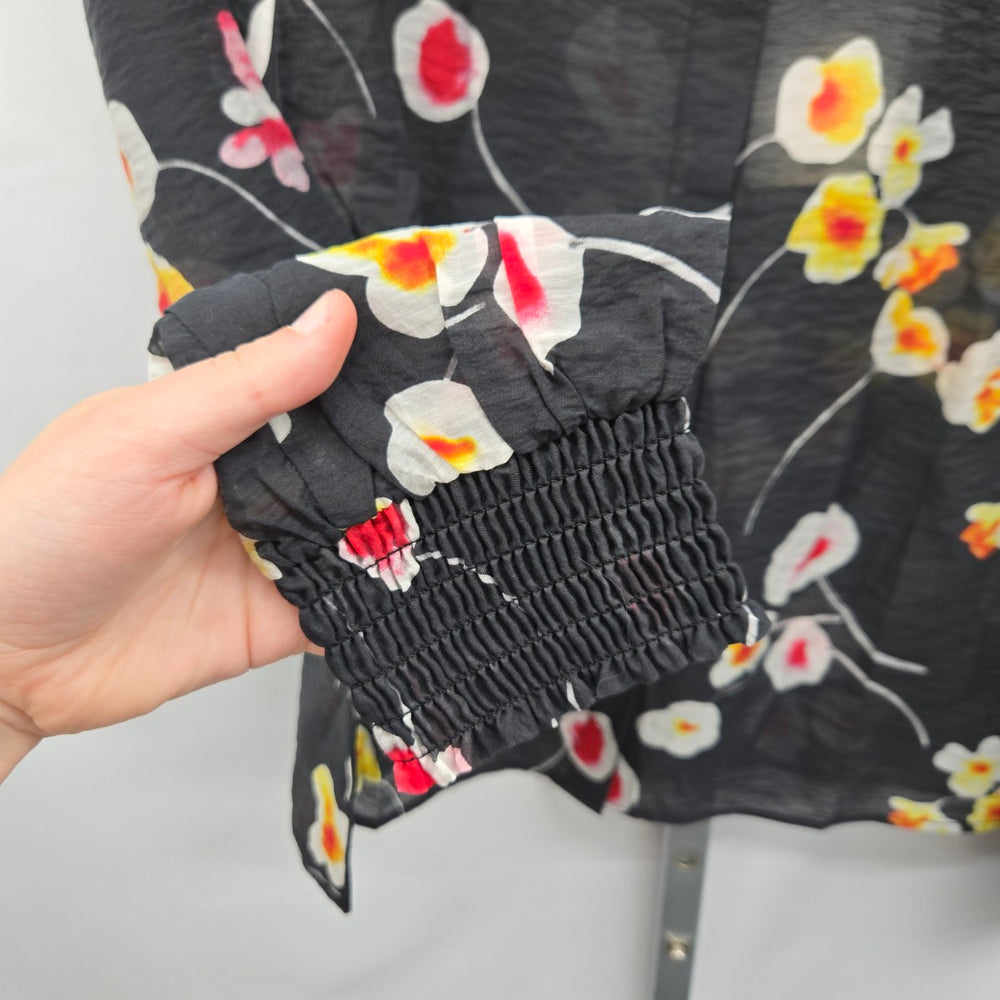 Cabi Greenhouse Blouse Black Floral – Size M