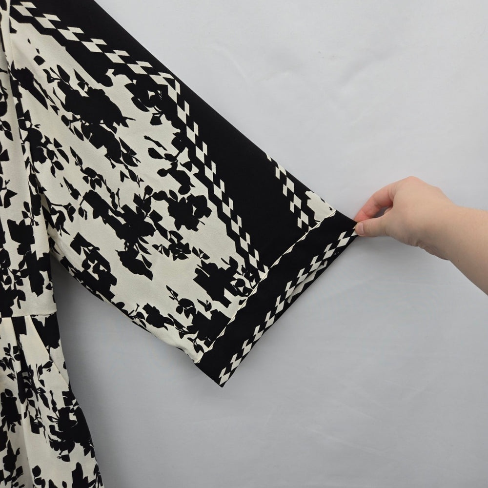 Cabi 6369 X-Factor Wrap Dress Black & White Floral Print Size M