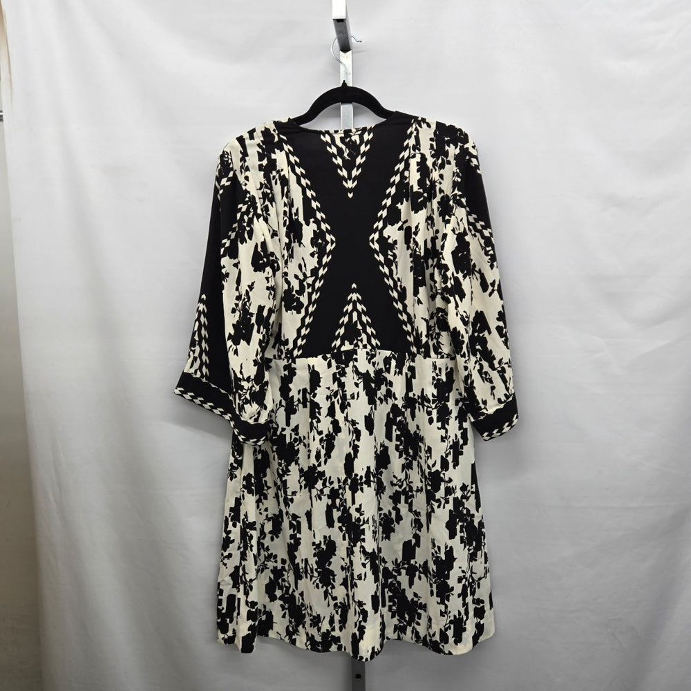 Cabi 6369 X-Factor Wrap Dress Black & White Floral Print Size M