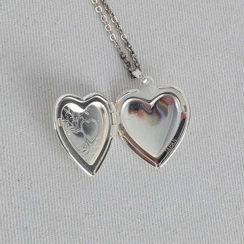 Vintage Japan Heart Locket Necklace