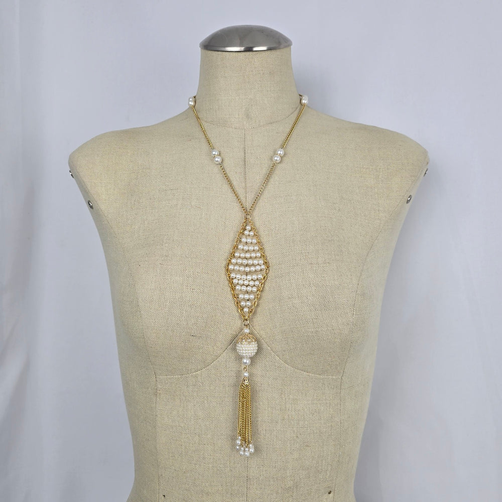Vintage Gold Tone Faux Pearl Tassel Pendant Necklace