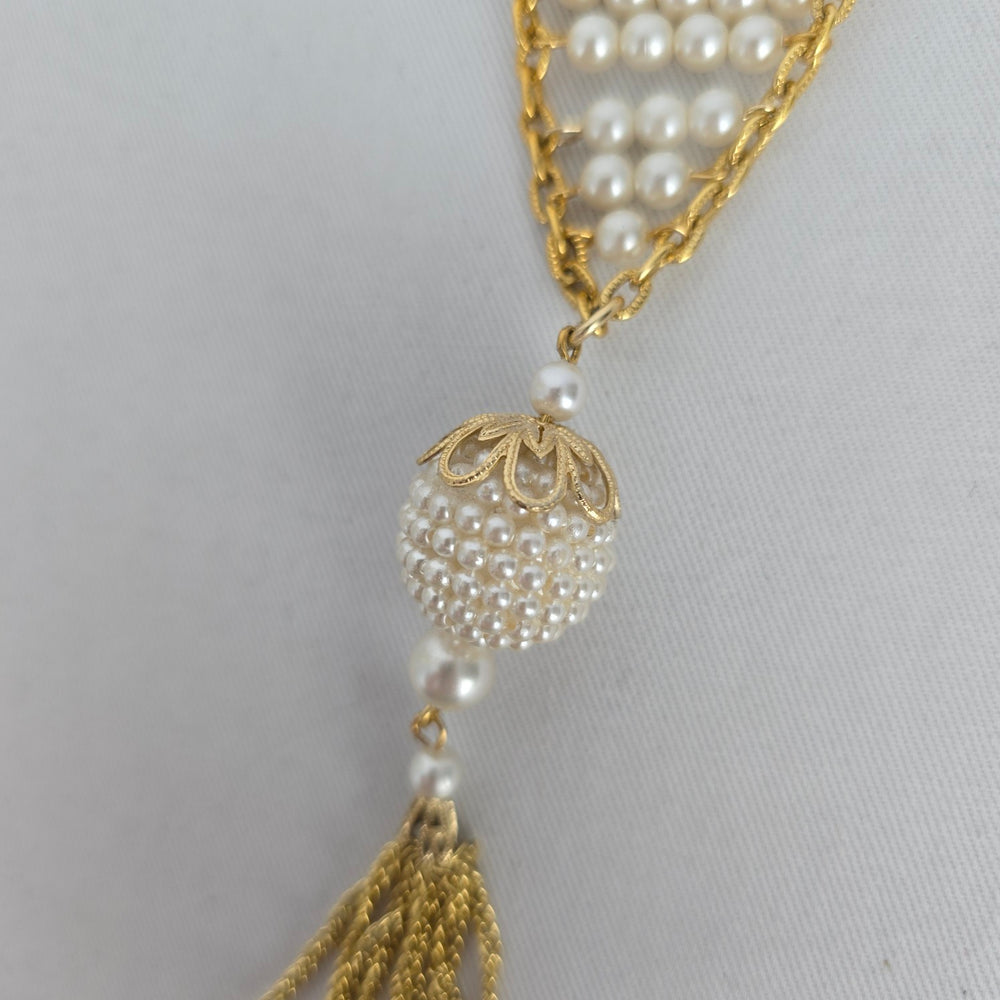 Vintage Gold Tone Faux Pearl Tassel Pendant Necklace