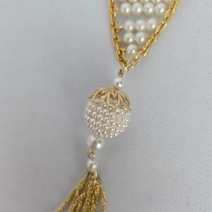 Vintage Gold Tone Faux Pearl Tassel Pendant Necklace
