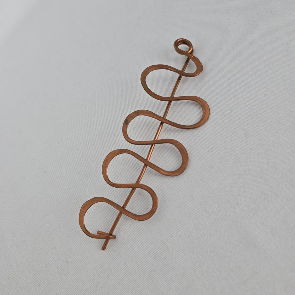 Vintage Copper Tone Loop Design Shawl Scarf Pin Brooch