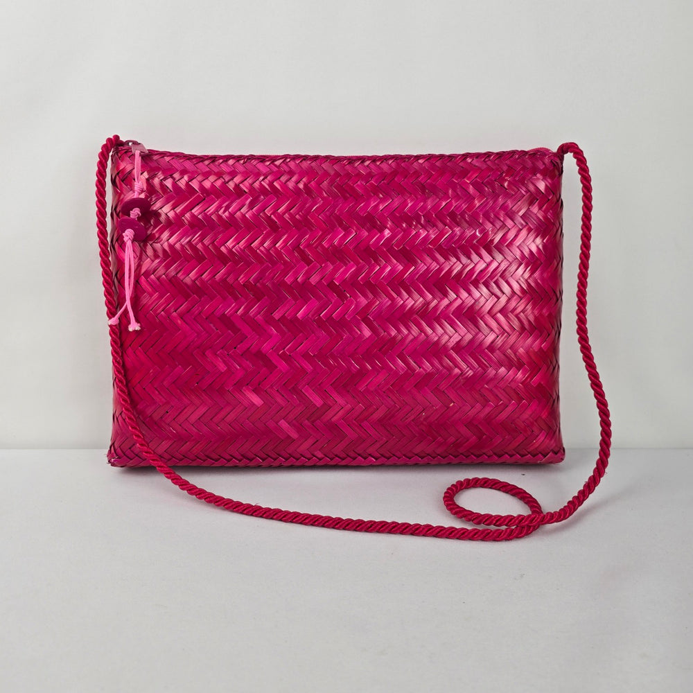 Vintage Hot Pink Woven Straw Shoulder Crossbody Bag