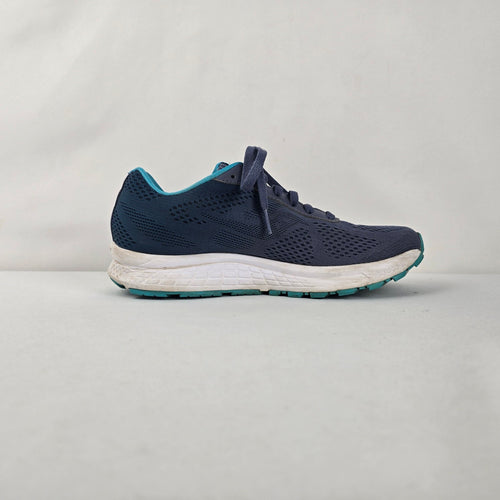 Saucony Women’s Navy Blue Mesh Running Shoes Size 9