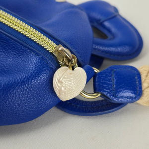 Betsey Johnson Blue Crab Novelty Wristlet Bag Shell Charm