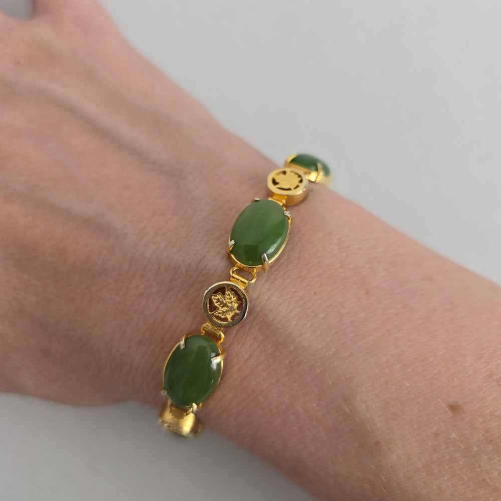 Vintage Gold Tone Green Cabochon Maple Leaf Link Bracelet