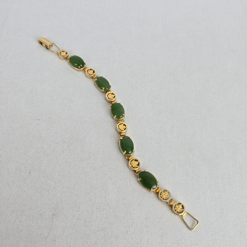 Vintage Gold Tone Green Cabochon Maple Leaf Link Bracelet