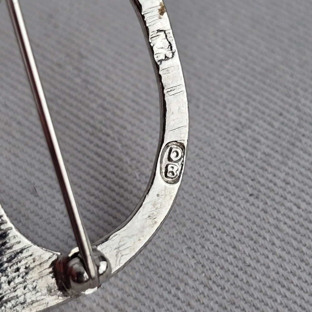 Scottish Silver-Tone Penannular Brooch – Stamped Scotland