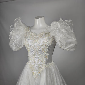 Vintage 80s Jai Inter Women's White Beaded Ruffle Wedding Gown - Size 10