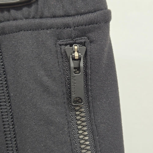 Lululemon Define Mid-Rise Black Track Pant *Luon - Size Small