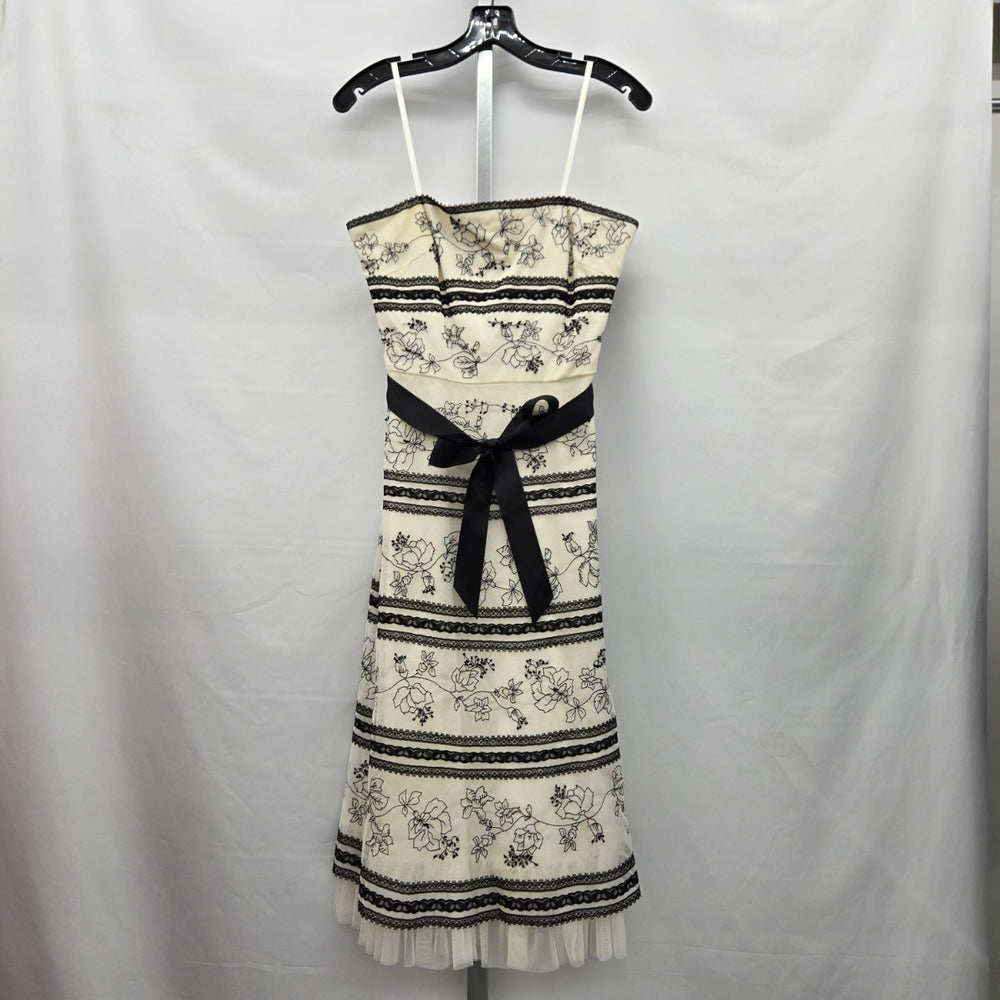 BCBGMAXAZRIA Ivory & Black Floral Embroidered Lace Midi Dress – Size 2