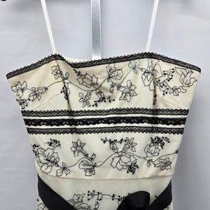 BCBGMAXAZRIA Ivory & Black Floral Embroidered Lace Midi Dress – Size 2