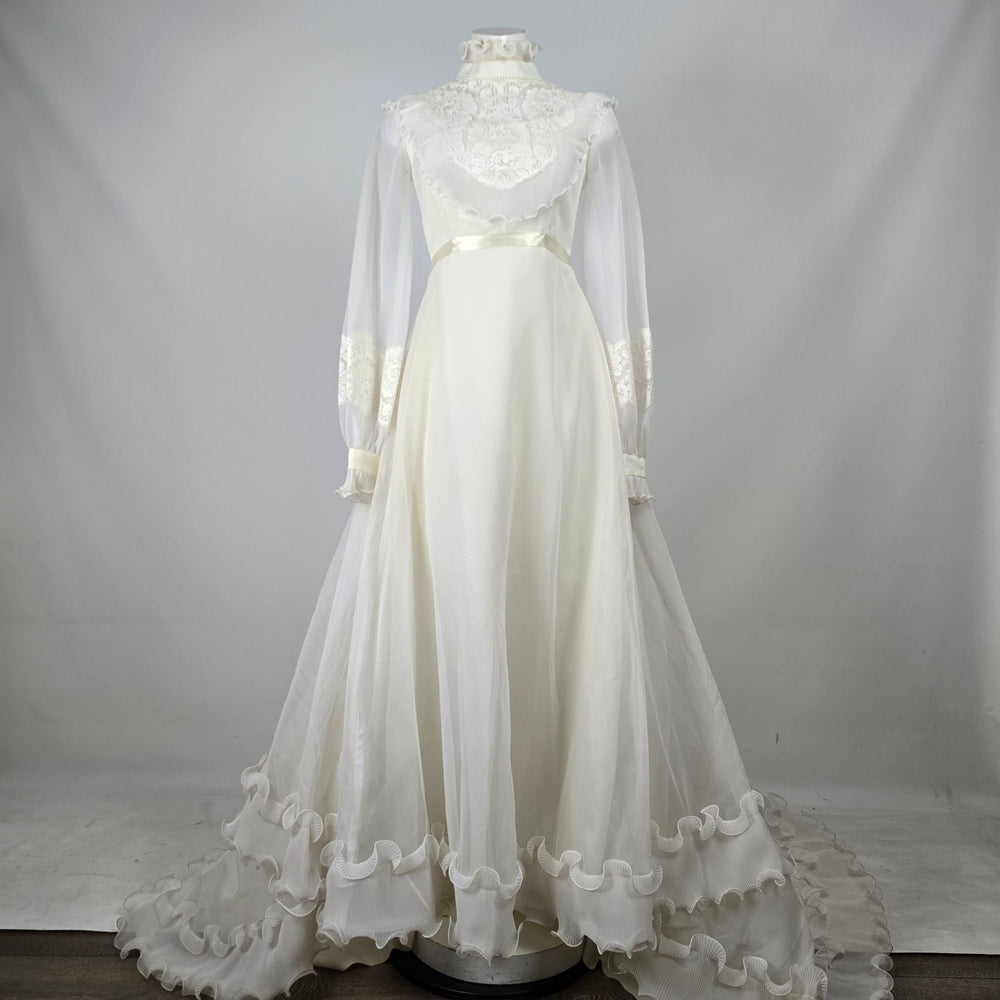 Vintage Party Time Fashions Ivory Lace Ruffle Wedding Gown with Train - Size XS-S