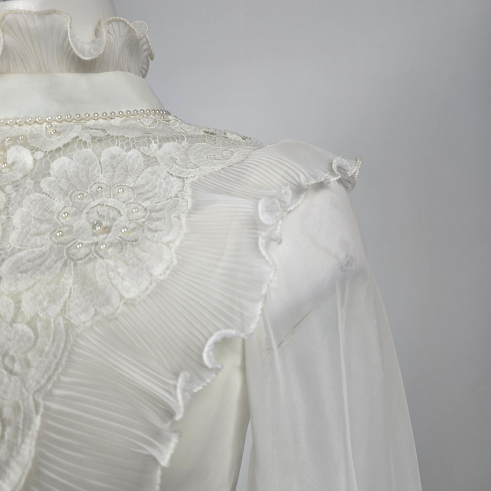 Vintage Party Time Fashions Ivory Lace Ruffle Wedding Gown with Train - Size XS-S