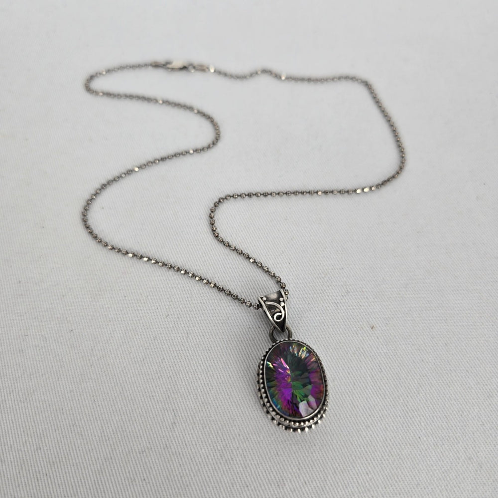Vintage 925 Sterling Silver Mystic Topaz Pendant Necklace