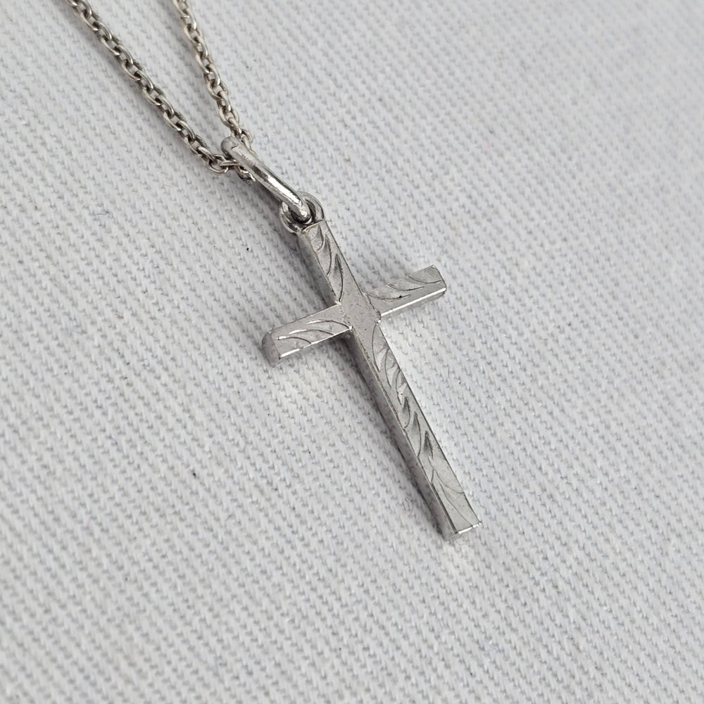 Vintage 925 Sterling Silver Minimalist Cross Pendant Necklace