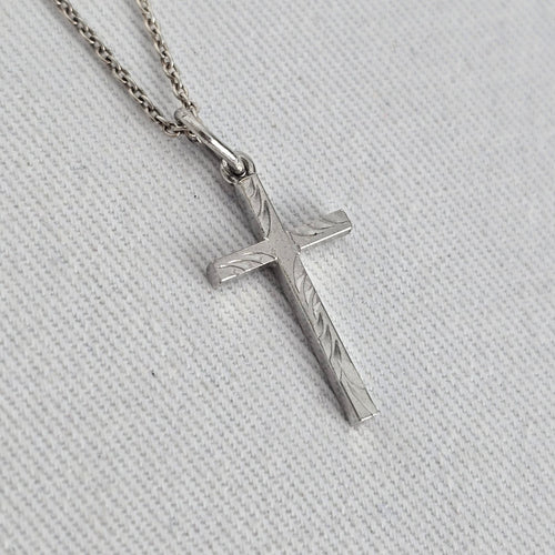 Vintage 925 Sterling Silver Minimalist Cross Pendant Necklace