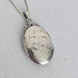 Vintage Burkhardt/Birks Sterling Silver Engraved Oval Locket Necklace – 925 Italy Chain
