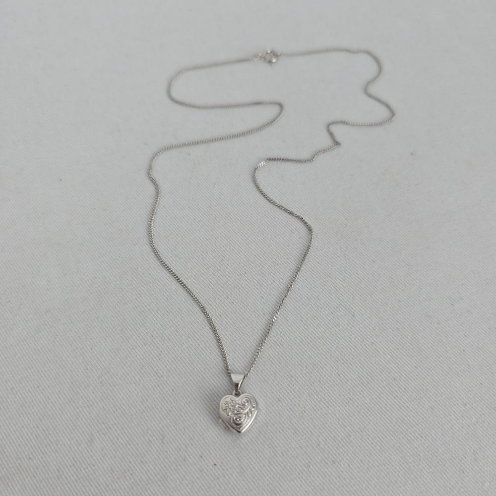 Michael Hill 925 Sterling Silver Floral Heart Locket Necklace