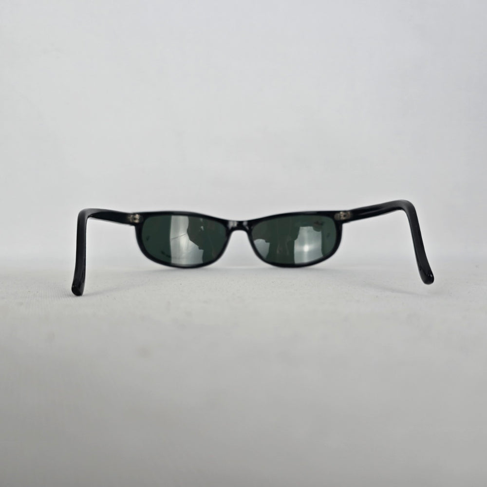 Ray-Ban RB2027 Predator 2 Sunglasses — Black, G-15 Green Lenses