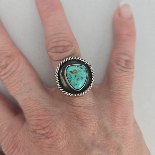 Vintage Southwestern Turquoise Silver-Tone Statement Ring Size 7.5
