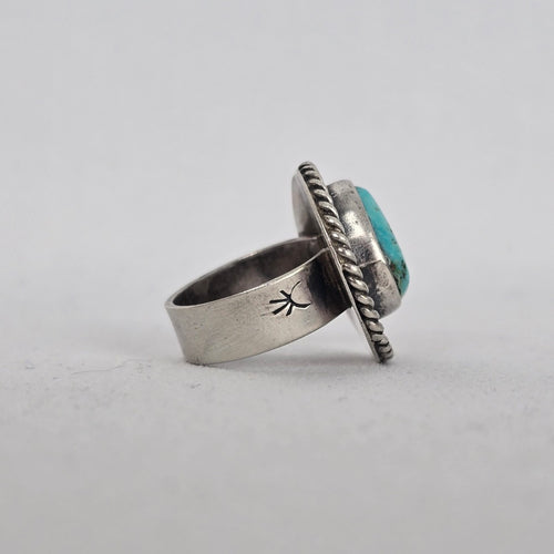 Vintage Southwestern Turquoise Silver-Tone Statement Ring Size 7.5