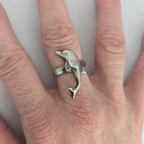 Vintage 925 Sterling Silver Dolphin Ring Size 9