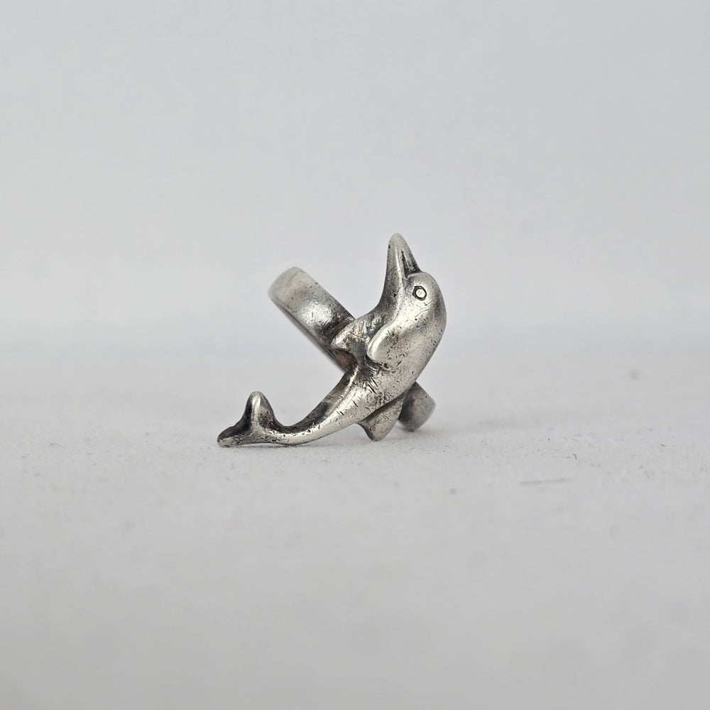 Vintage 925 Sterling Silver Dolphin Ring Size 9