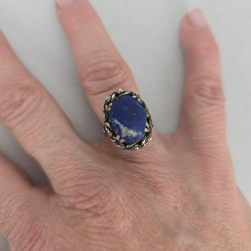 Sterling Silver Lapis Lazuli Ring — Ornate Floral Bezel Size 6.5