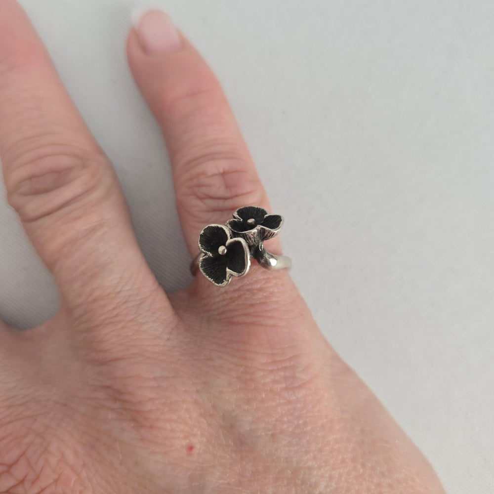 Vintage Sterling Silver-Tone Double Flower Floral Ring Size 6.5