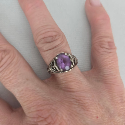 Vintage Sterling Silver Amethyst Filigree Ring Size 8