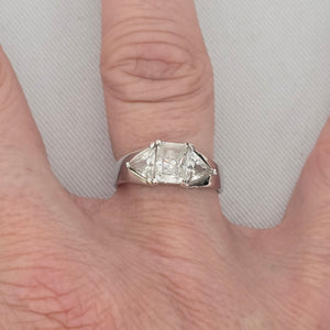 Vintage 925 Sterling Silver Clear CZ Three-Stone Ring Size 8
