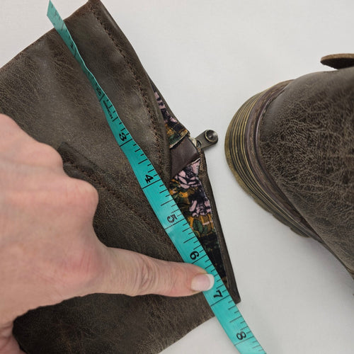 Blowfish Malibu Brown Distressed Leather Buckle Moto Boots - Size 8