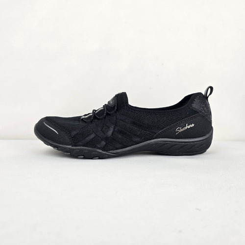 Skechers Women's Black Relaxed Fit Air-Cooled Memory Foam Slip-On Shoes - Size 8