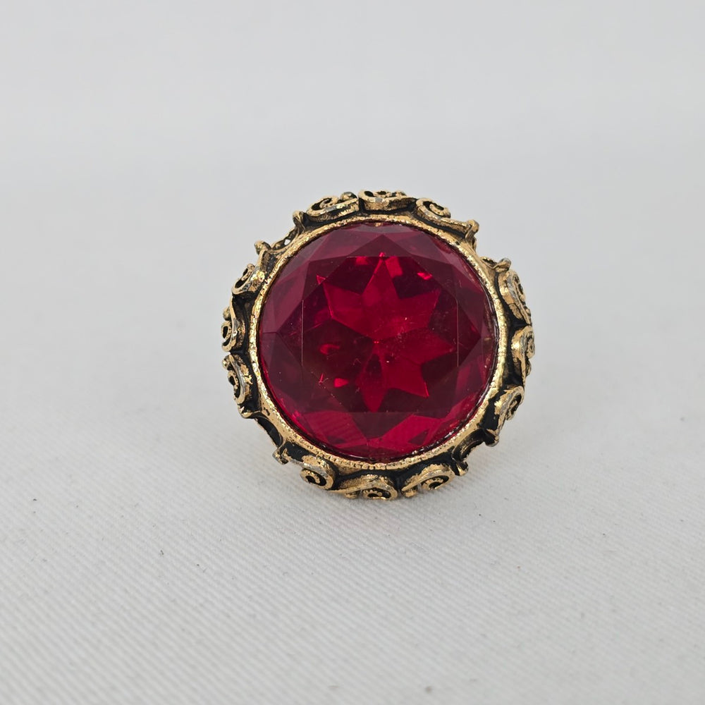 Gold-Tone Red Faceted Crystal Statement Cocktail Ring - Size 4.5