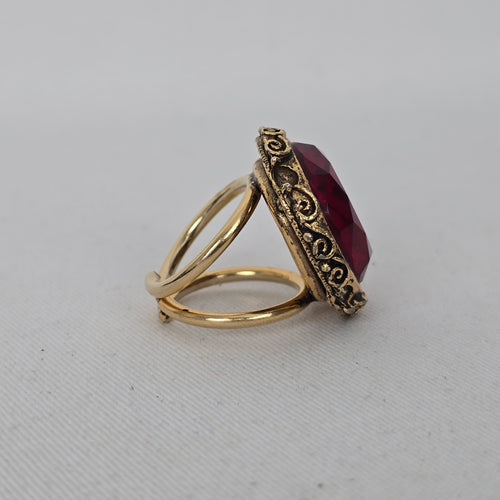 Gold-Tone Red Faceted Crystal Statement Cocktail Ring - Size 4.5