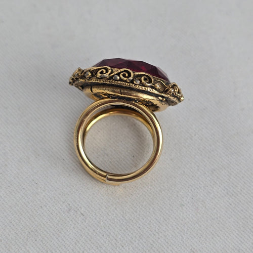 Gold-Tone Red Faceted Crystal Statement Cocktail Ring - Size 4.5