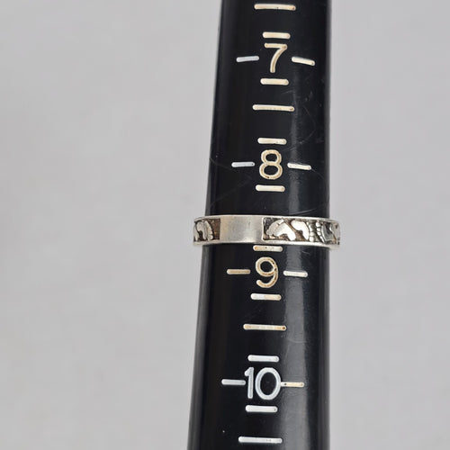 925 Sterling Silver Tiny Footprint Band Ring - Size 8.5