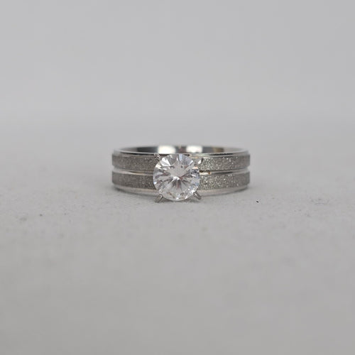 Silver-Tone Round Clear Crystal Solitaire Ring - Size 9.5