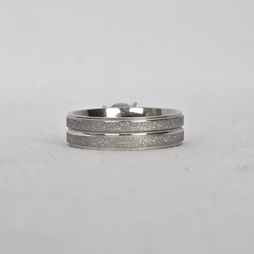 Silver-Tone Round Clear Crystal Solitaire Ring - Size 9.5